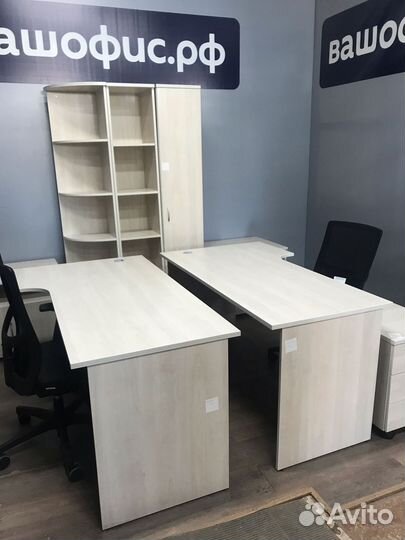 Стол офисный письменный компьютерный