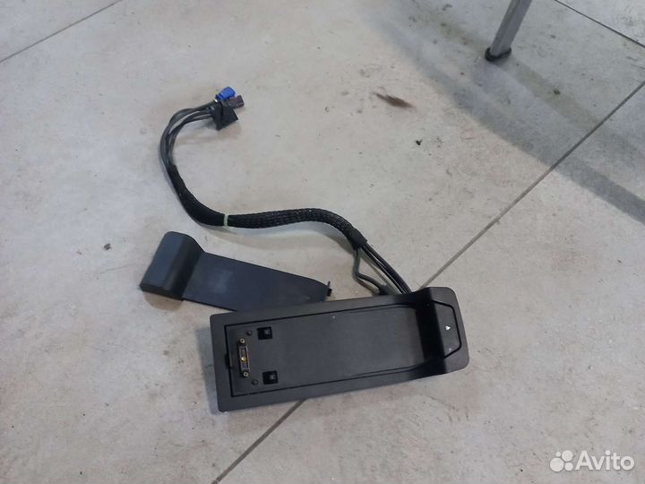 Без проводное зарядное устройство bmw 3 F30