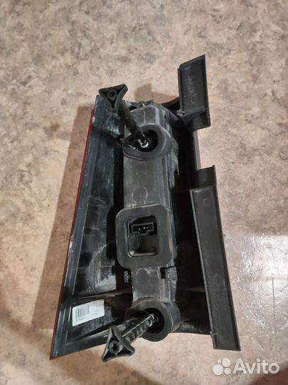 Задний правый фонарь LADA largus