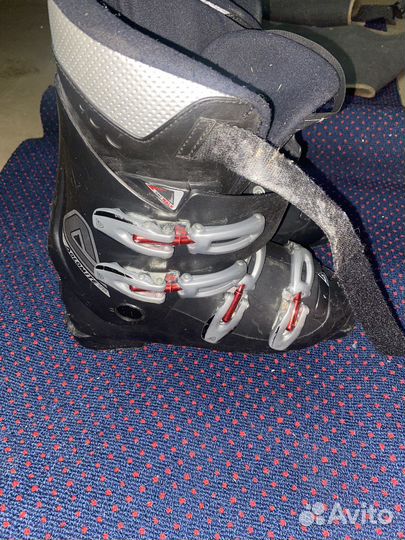 Горнолыжные ботинки