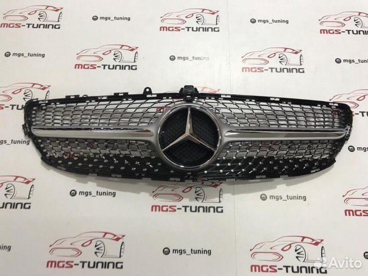 Решетка CLS W218 Diamond Silver Хром звезда П/К