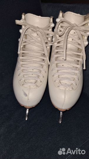 Фигурные коньки edea overture 205