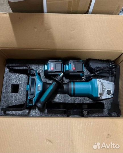 Аккумуляторная болгарка Makita 230 мм (Арт.90249)