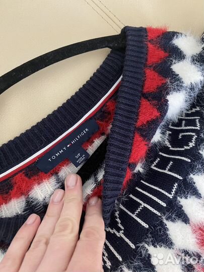 Tommy hilfiger свитер
