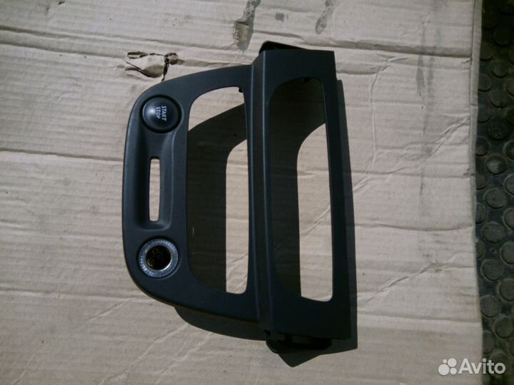 Центральная консоль Renault Megane 3