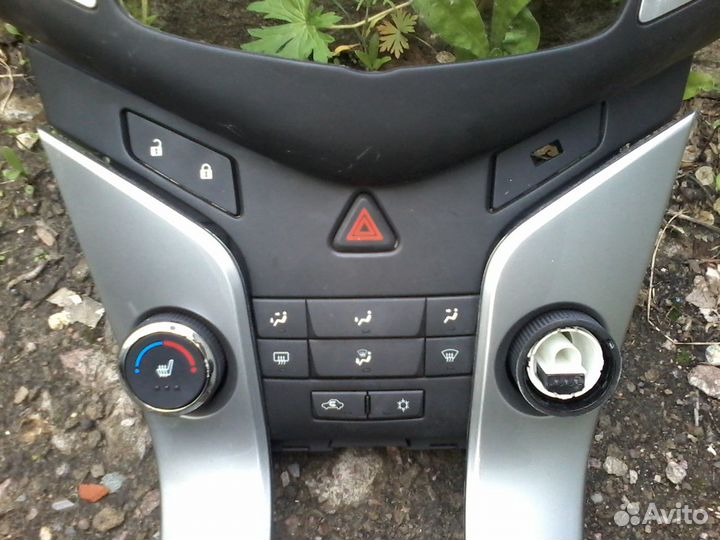 Блок управления климатом Chevrolet Cruz '13