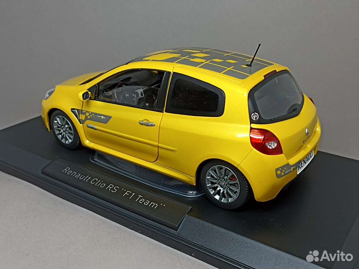Renault Clio RS 2007 1:18 Norev