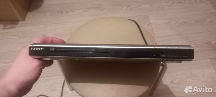 Двд плеер sony DVP-SR100