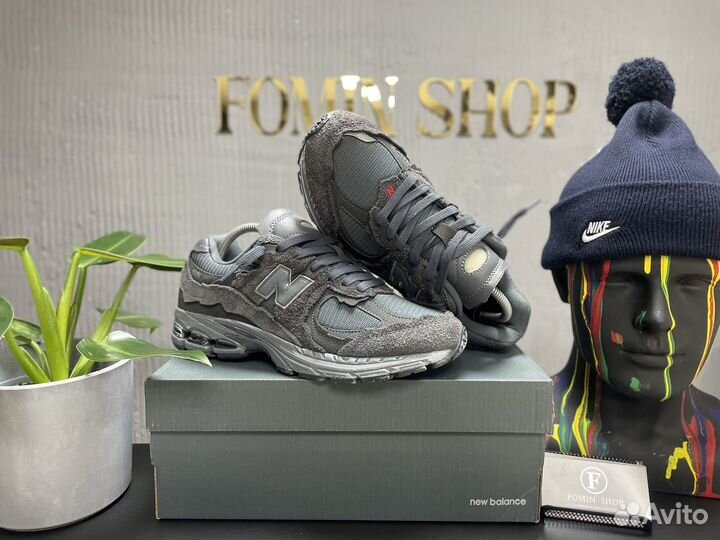 Кроссовки New Balance 2002r