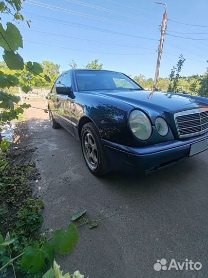 Mercedes-Benz E-класс 2.3 МТ, 1997, 376 000 км