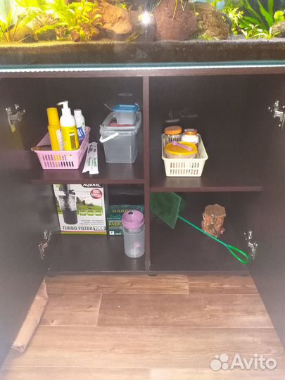 Аквариум с тумбой