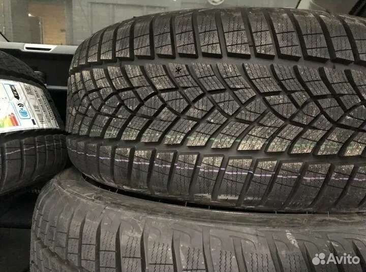 Goodyear UltraGrip Performance+ 265/45 R20 и 295/40 R20
