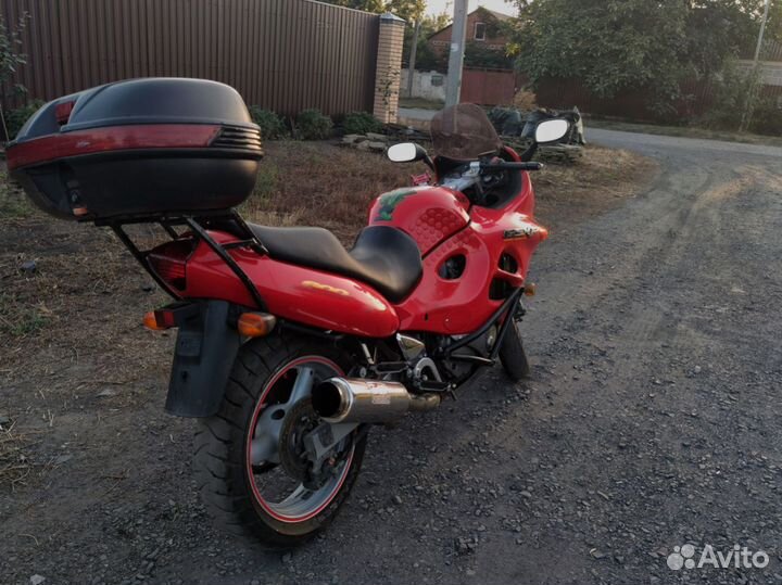 Suzuki Katana 600