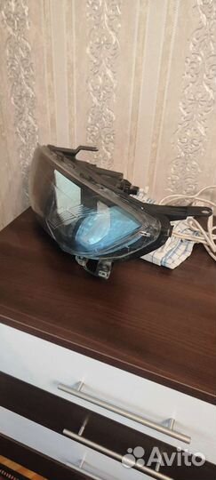 Фара левая передняя на гранту фл