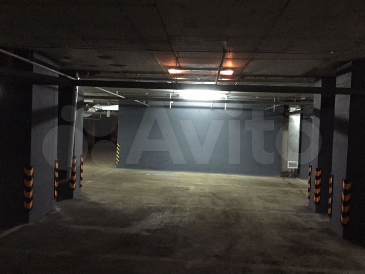 Машиноместо, 26 м²