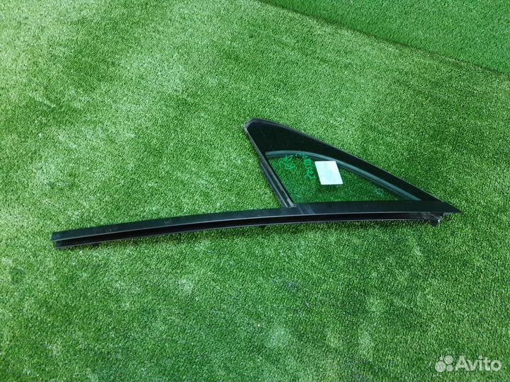 Форточка двери передняя левая Audi Q7 2 (2015-н.в