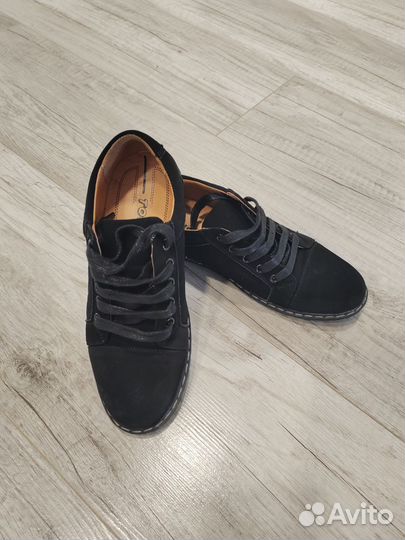 Полуботинки