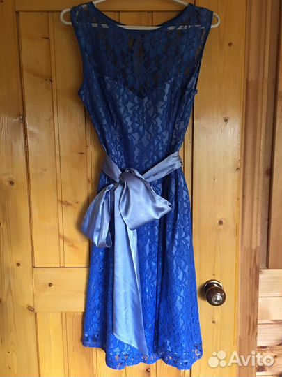 Вечернее платье