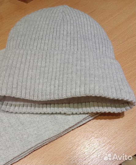 Комплект шапка и снуд зимний