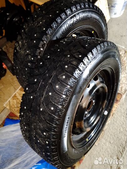 Два колеса r14 на Мазду