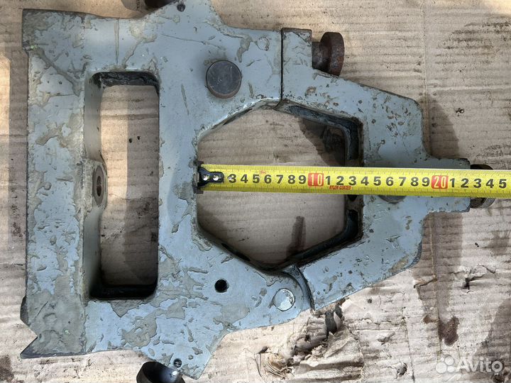 Люнет неподвижный токарный н200мм некомплект