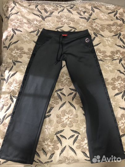 Спортивный костюм женский