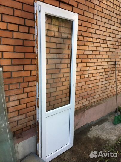 Дверь пластиковая 60х200