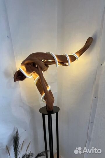 Напольный лофт светильник