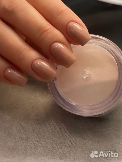 Пудровые ногти