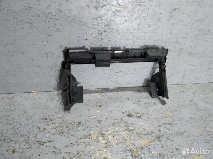 Воздуховод радиатора Mercedes C-Class W203