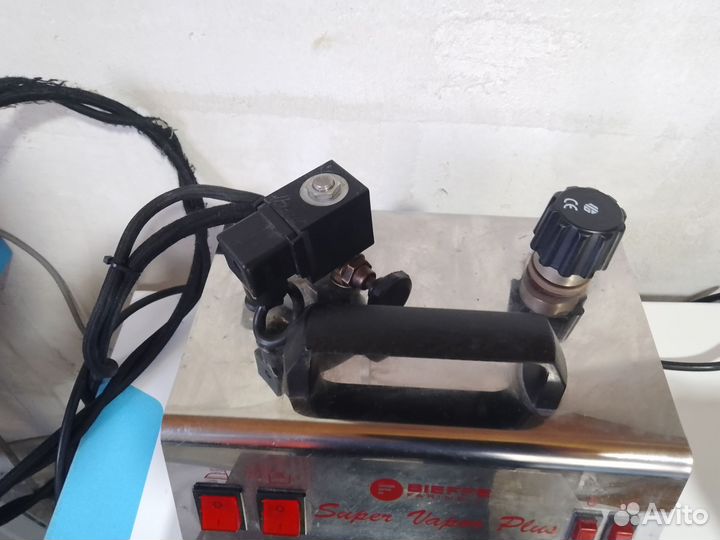 Утюг с парогенератором промышленный