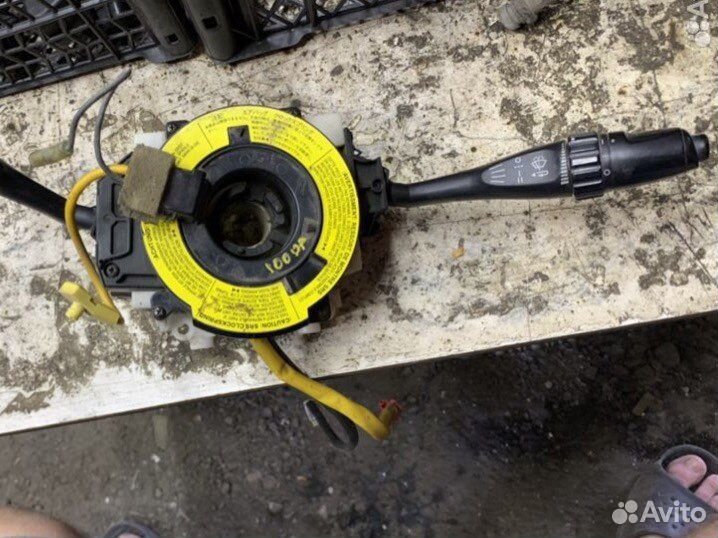 Переключатель дворников Mitsubishi Carisma