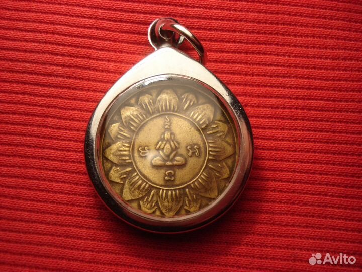 Сак Янт Талисман Лотос Монах Sak Yant Тайланд Thai