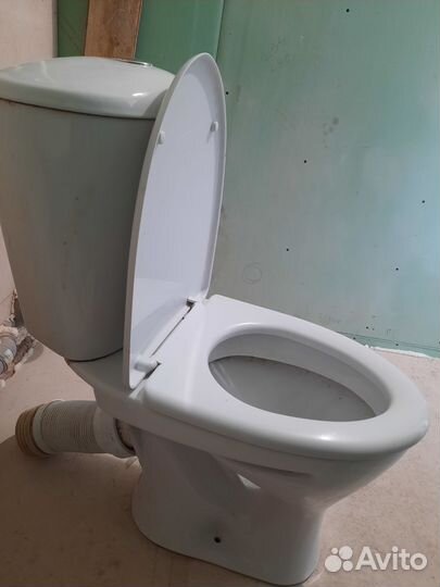 Унитаз с бачком бу