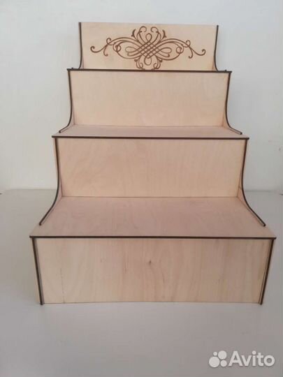 Полка-витрина