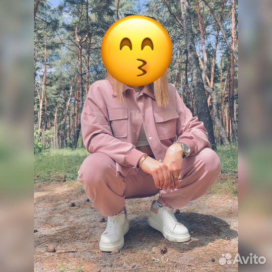 Спортивный костюм женский