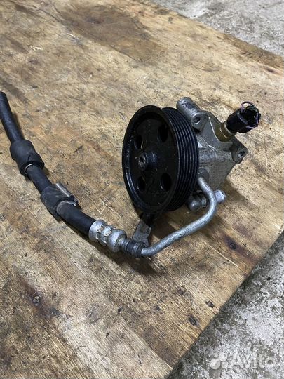 Гур Форд Ц-макс