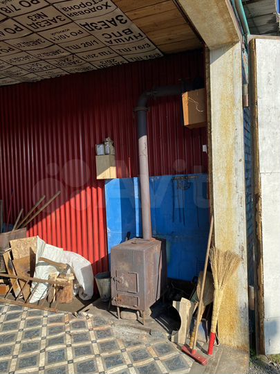 Гараж, > 30 м²