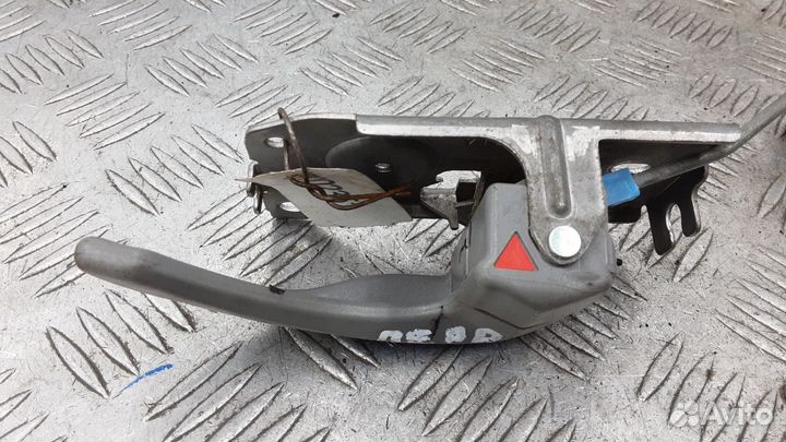 Ручка внутренняя передняя правая Kia Sorento рест