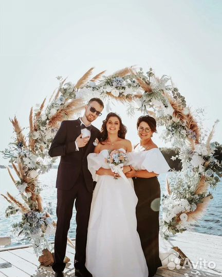 Ведущий на свадьбу