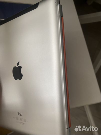 Чехол на iPad 2 или 4 smart cover