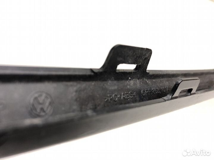 Молдинг перед бампера центр Vw Polo Sedan 11-20