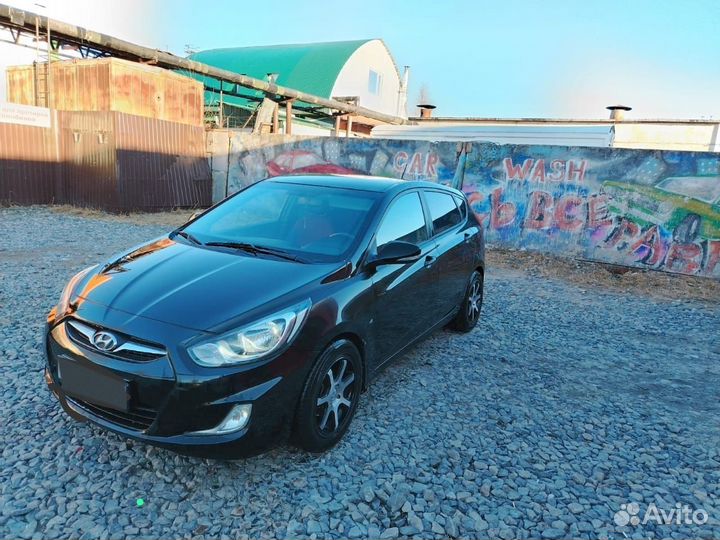 Hyundai Solaris 1.6 AT, 2011, 218 000 км