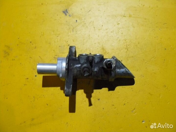 Цилиндр тормозной главный для Renault Fluence