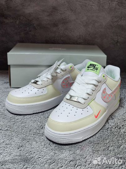 Кроссовки Nike Air force 1 яркие