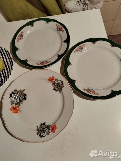 Большая тарелка блюдо