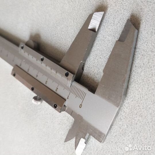 Штангенциркуль метал новый