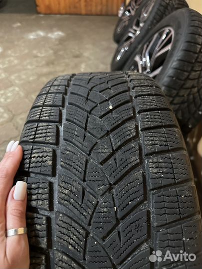 Goodyear UltraGrip Ice 225/55 R18