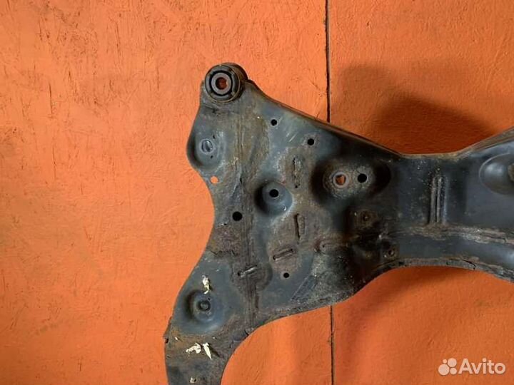 Подрамник передний Nissan Pathfinder R52 3.5 2013