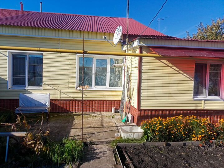 Дом 54 м² на участке 1,5 сот.